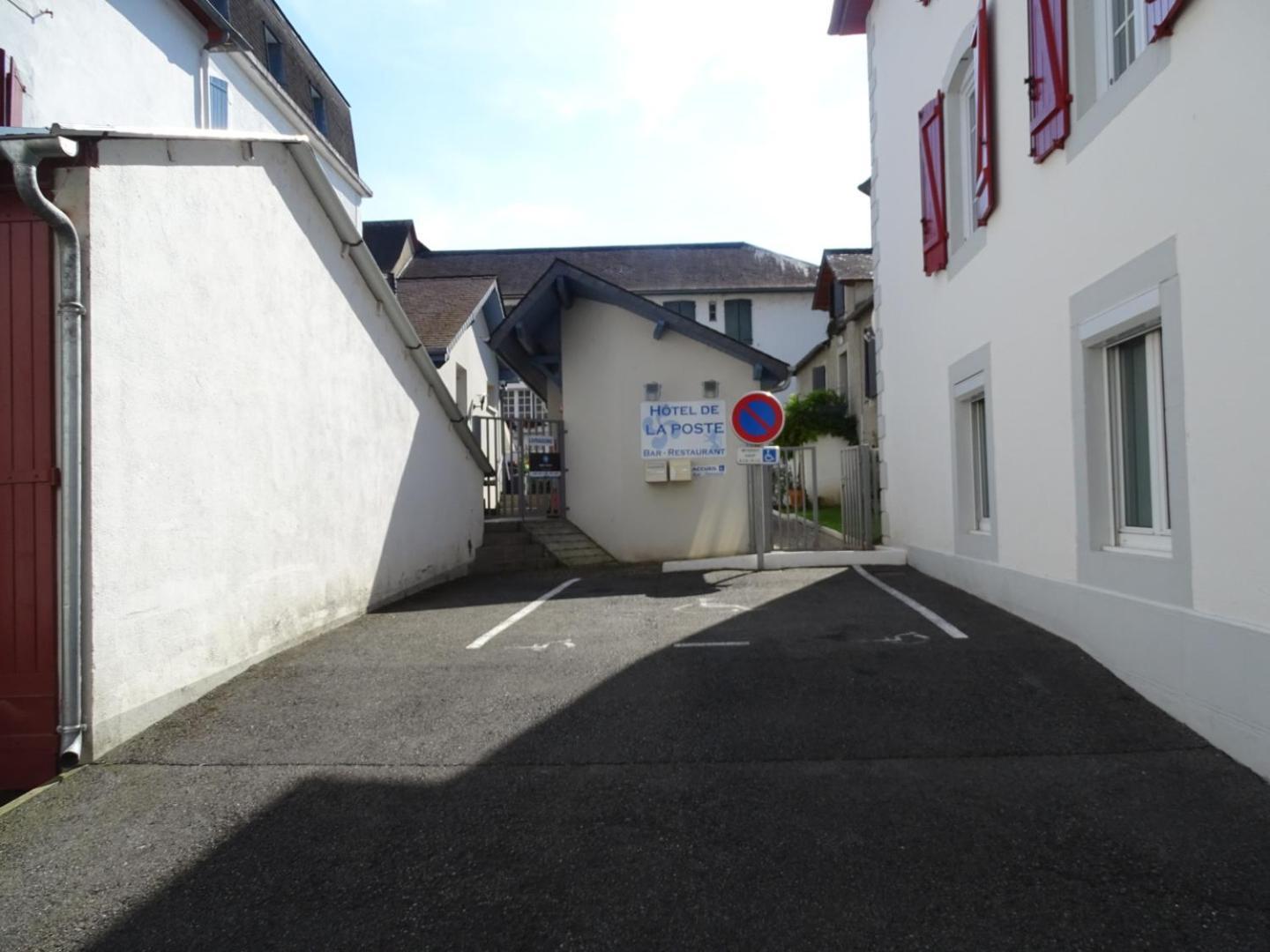 Hotel De La Poste Tardets-Sorholus 外观 照片