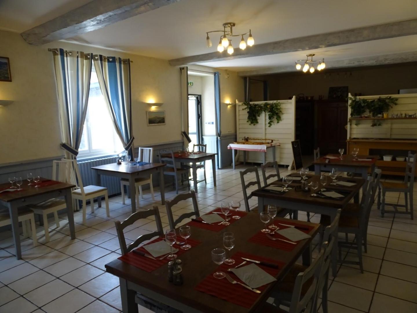 Hotel De La Poste Tardets-Sorholus 外观 照片